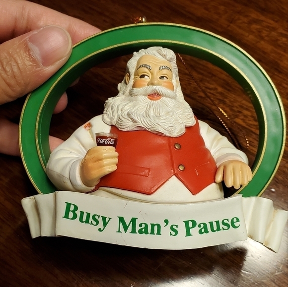 8pcs Lot of Santa Christmas Tree Ornaments (Some are vintage) - Picture 9 of 16